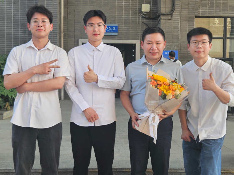 Go-IMAGE团队2022级3名硕士生顺通过学位论文答辩